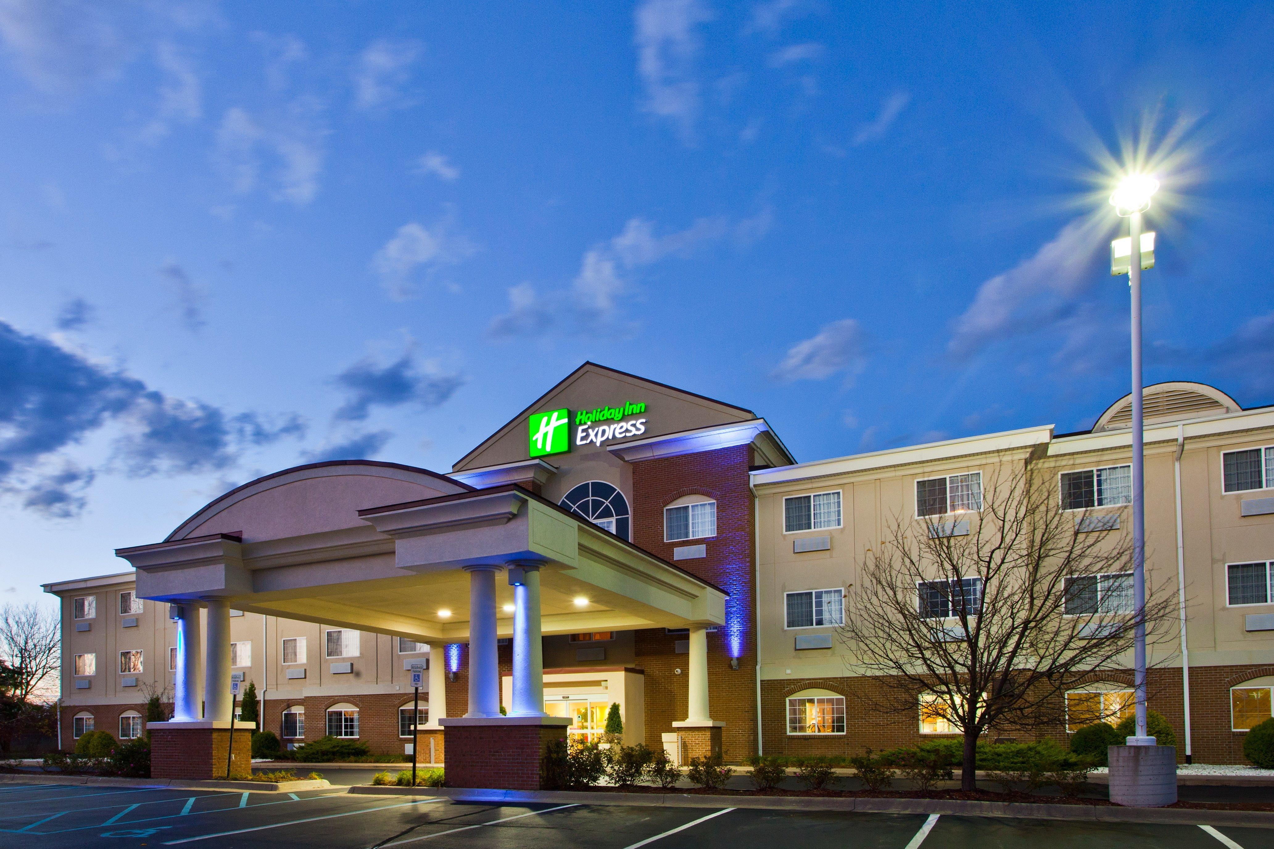 Holiday Inn Express Hotel & Suites Charlotte By Ihg Exterior foto
