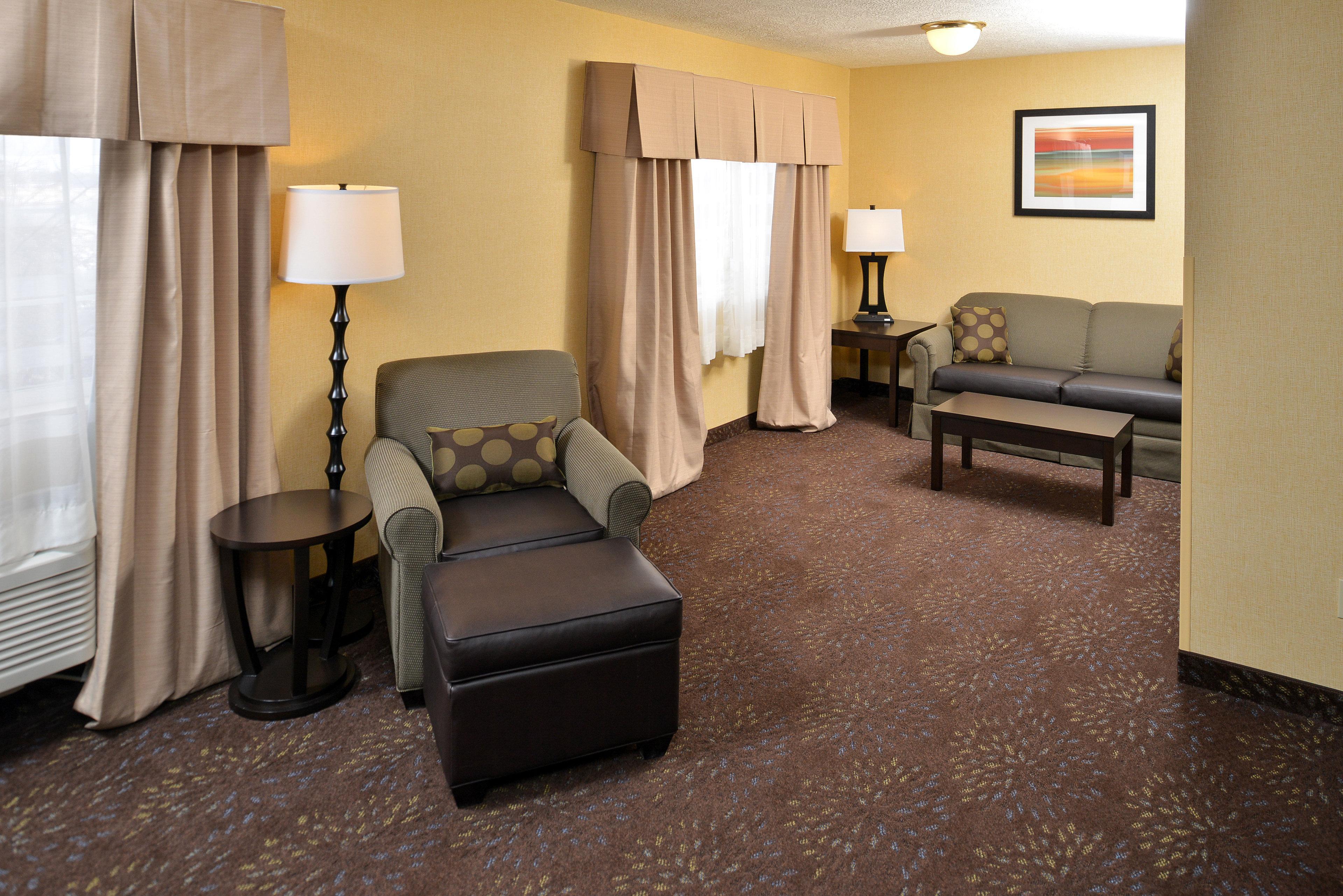 Holiday Inn Express Hotel & Suites Charlotte By Ihg Exterior foto